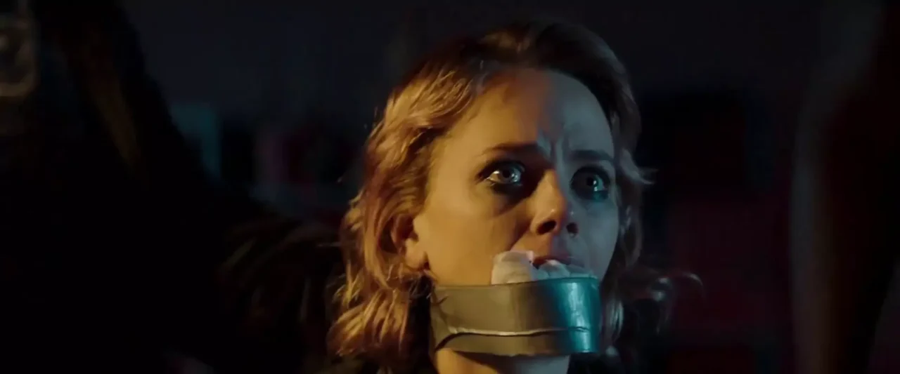 Character Natalie in the review of The Wave