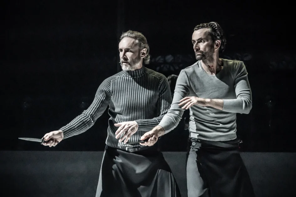 Donmar Macbeth Production reviewed