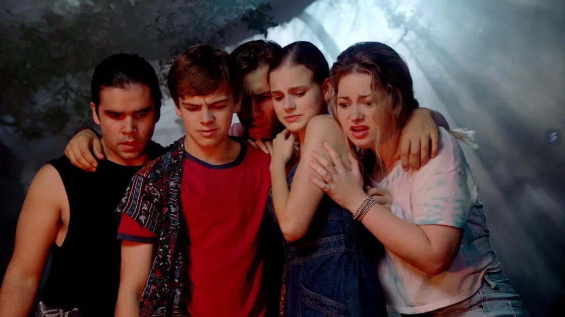 Teen investigators track werewolf in small Florida town