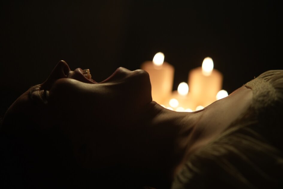 Samantha Robinson as Goody during home birth in Goody Goody, directed by Raymond Creamer; Overlook Film Festival 2026